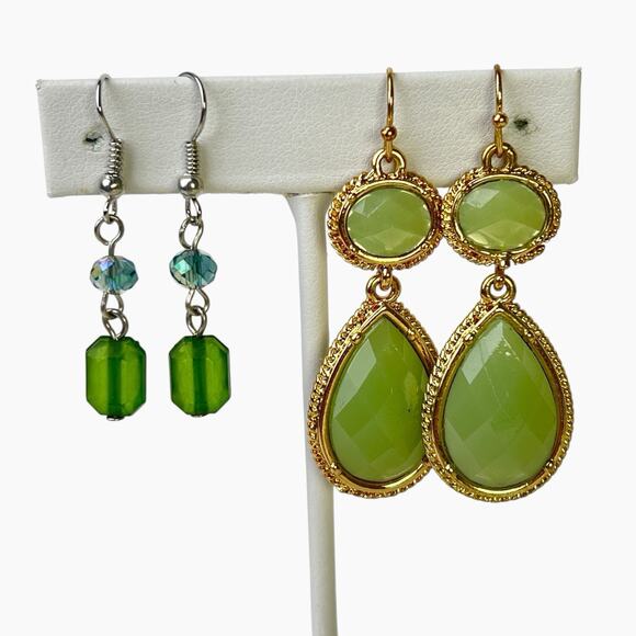Earrings Lot Green Color Beads Stones 9 Pair Pierced Clip On Gold And Silvertone - Picture 11 of 13